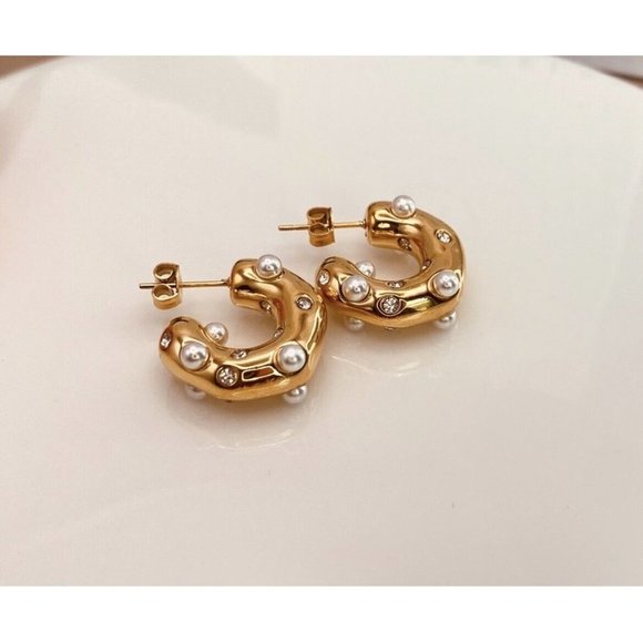 18K Gold Titanium Inlaid Pearls Open Hoop Earrings - Picture 7 of 7